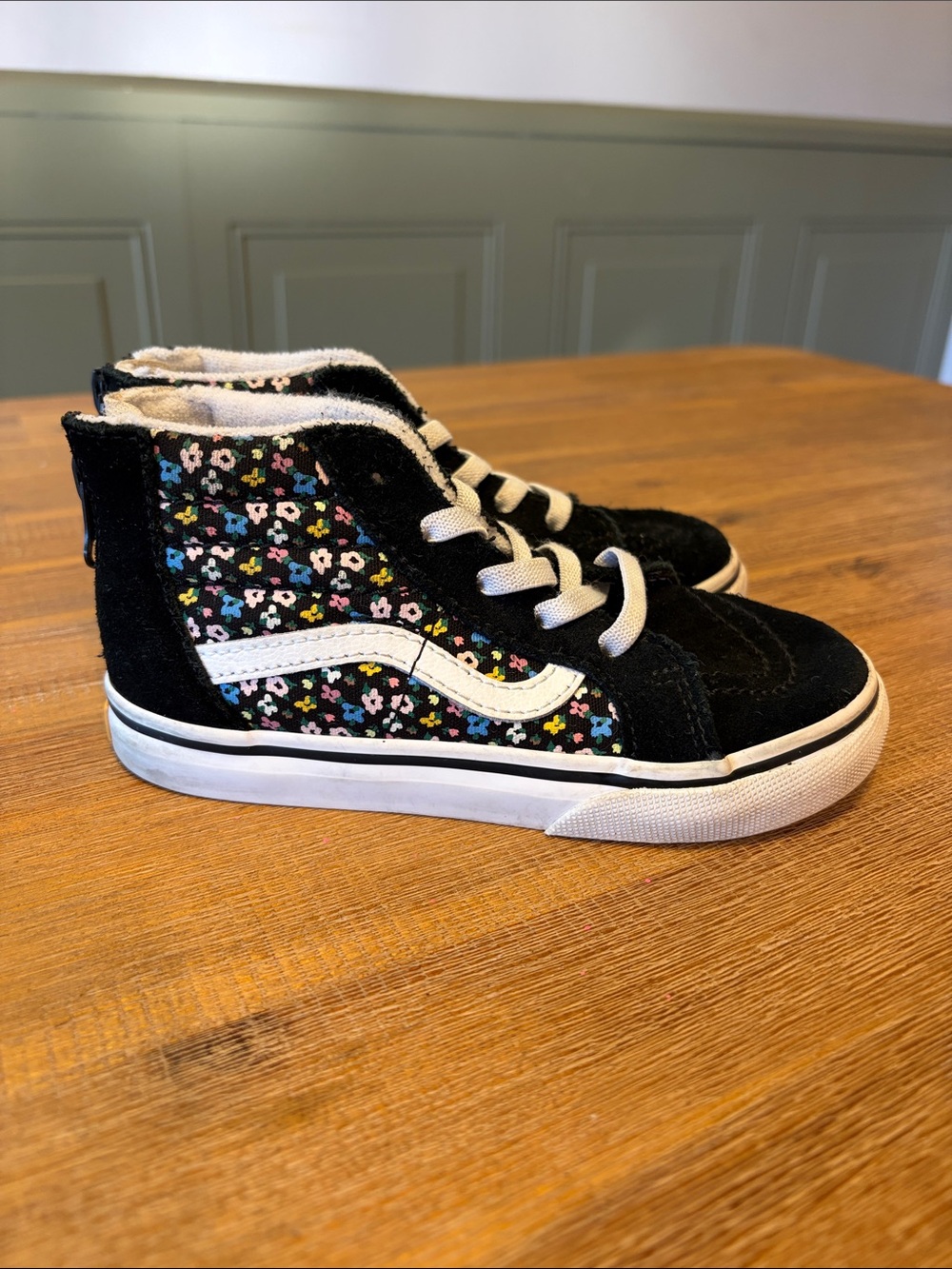 Toddler Vans Floral High-Top Sneakers with White Stripe